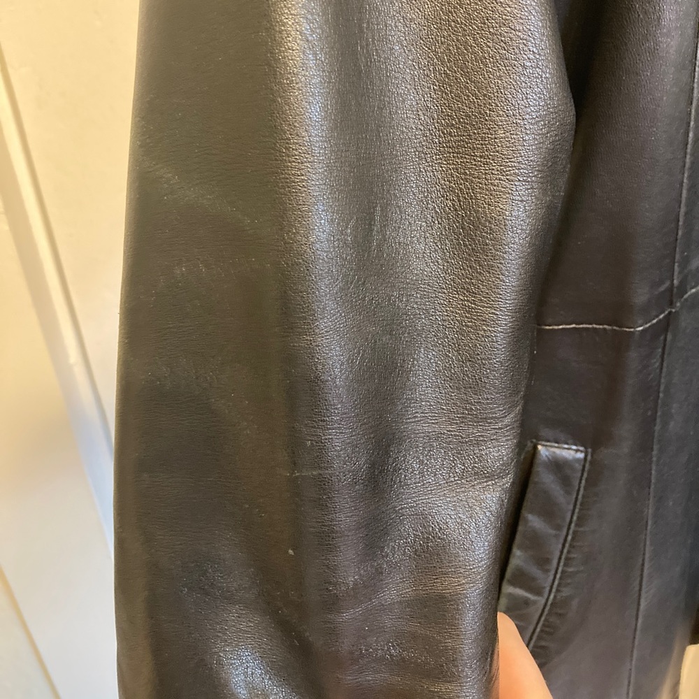 Vintage Remy leather jacket! - Picture 8 of 9